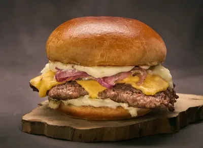 Classic Beef Cheese Burger